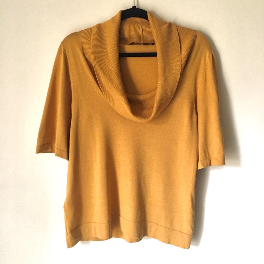 💗BCBG💗 Size small mustard cowl neck sweater